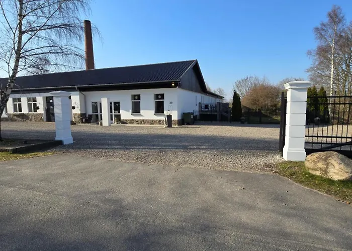 Skee Feriehus Store Merlose